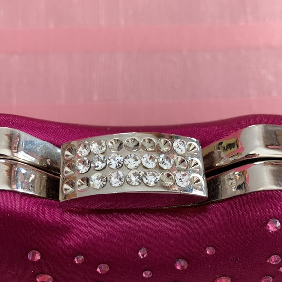 JESSICA Pink Clutch (few crystals missing) - Picture 2 of 3